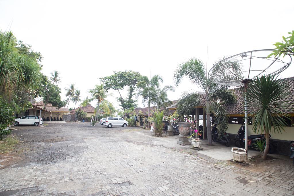 Tanjung Alam Hotel Lovina Exterior foto